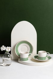 Hermia Alya Juego de tazas de café Verde oscuro, Blanco y Dorado